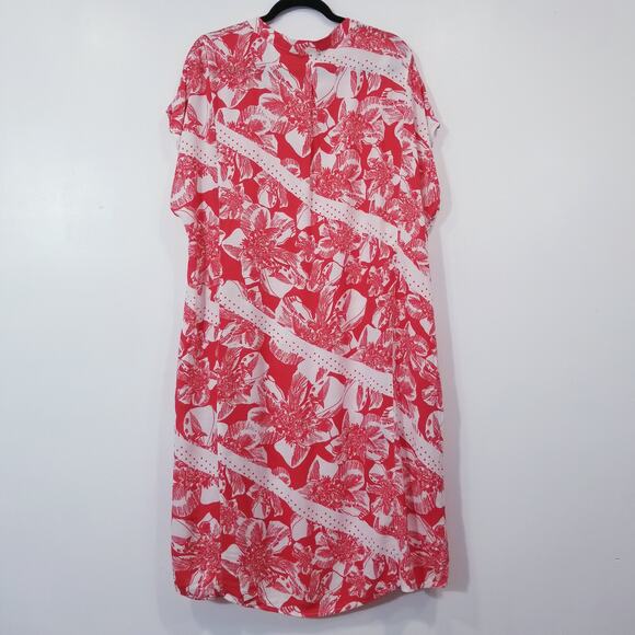 ESTELLE Floral Shift Dress with Pockets - Picture 3 of 13